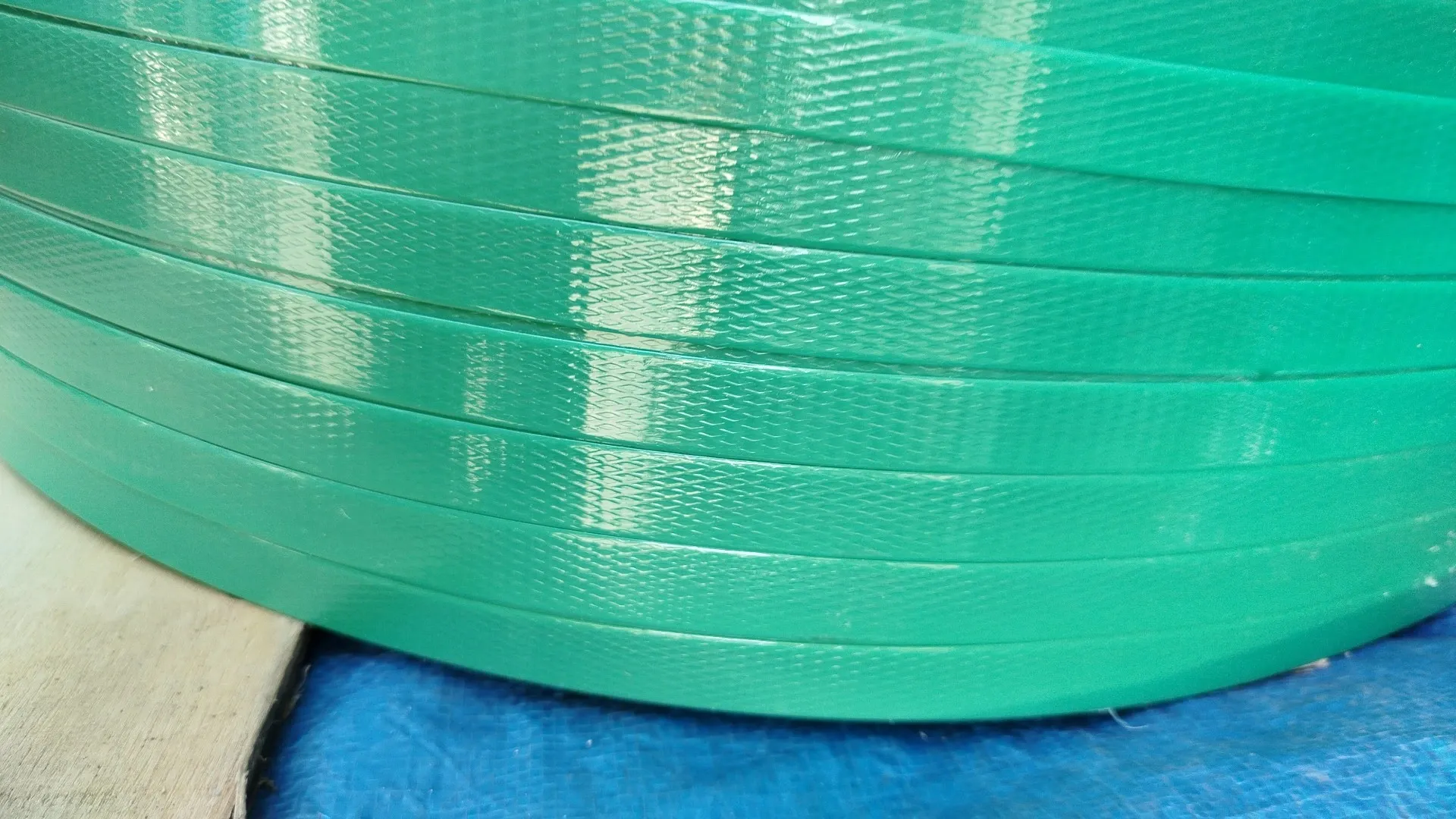 Polyester Pet Çember 12mm 070mm 16 kg 1700 mt 